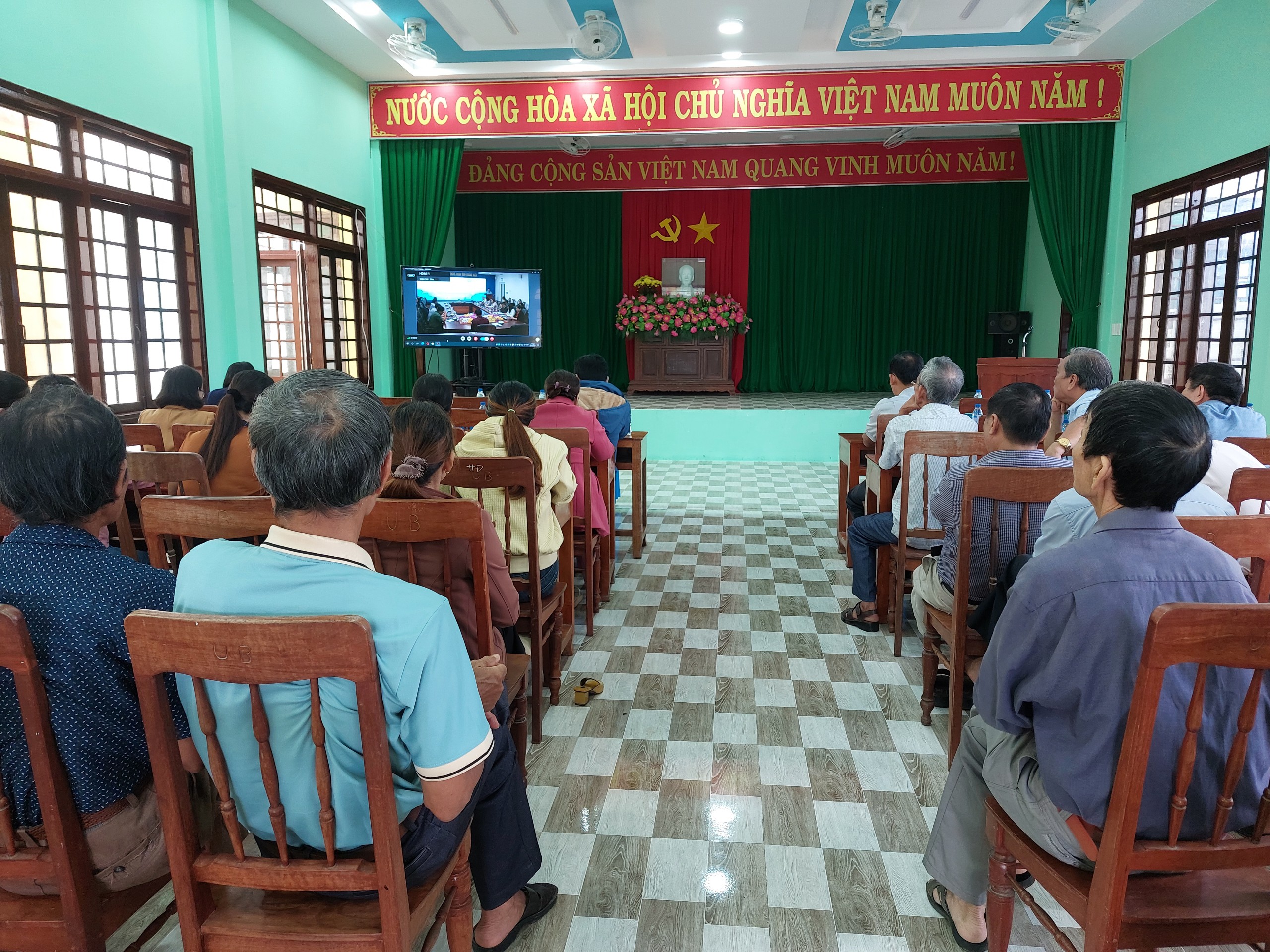Xã Hành Phước tham gia tập huấn trực tuyến, bồi dưỡng kiến thức, kỹ năng cho Tổ công nghệ số cộng đồng xã, thôn